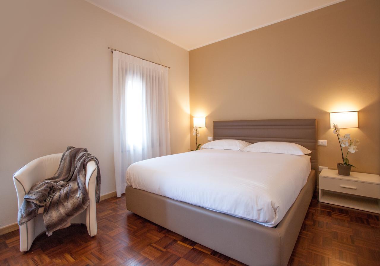 Residence "Le Casette" Порденоне Екстериор снимка