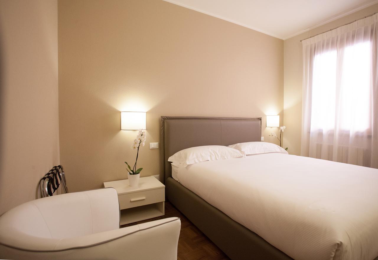 Residence "Le Casette" Порденоне Екстериор снимка